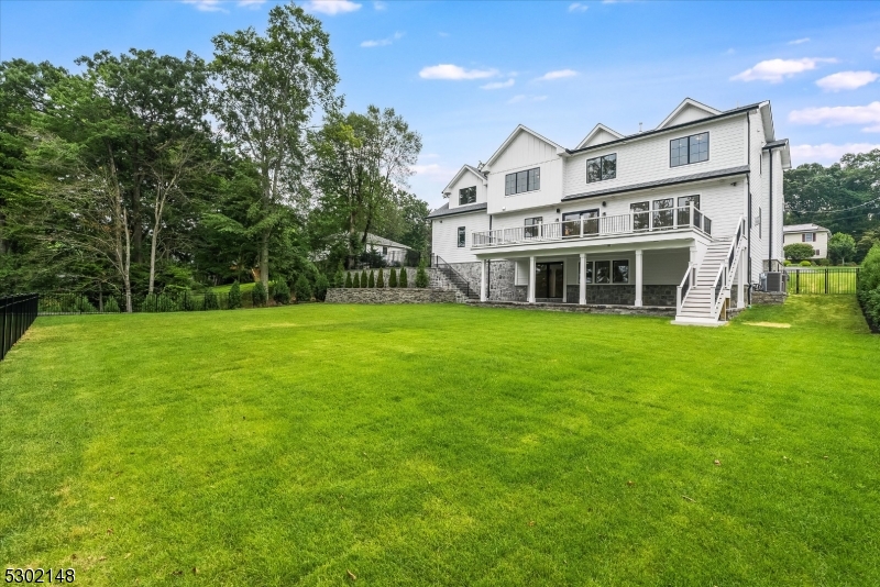 Riker Hill - Residential