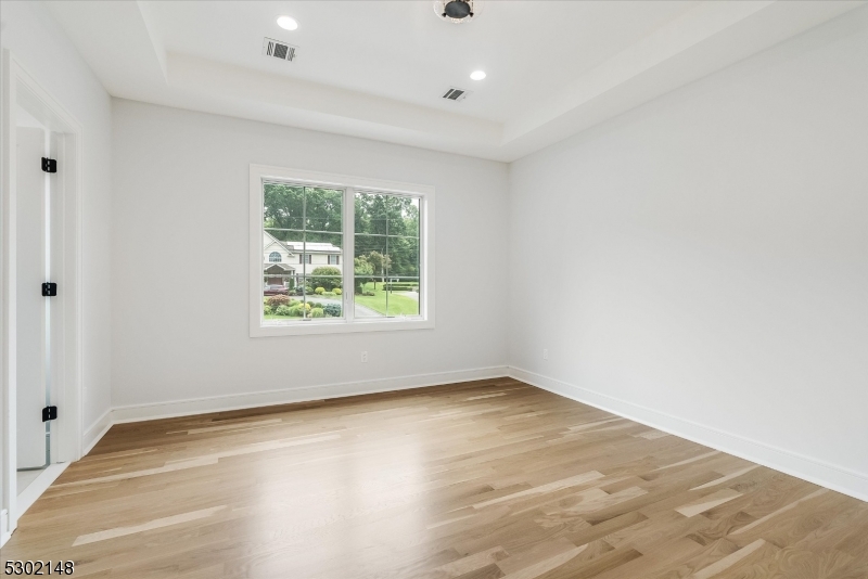 Riker Hill - Residential