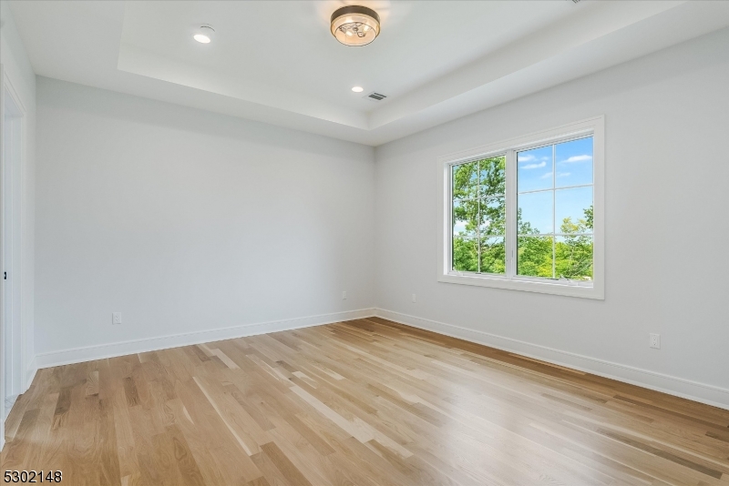 Riker Hill - Residential