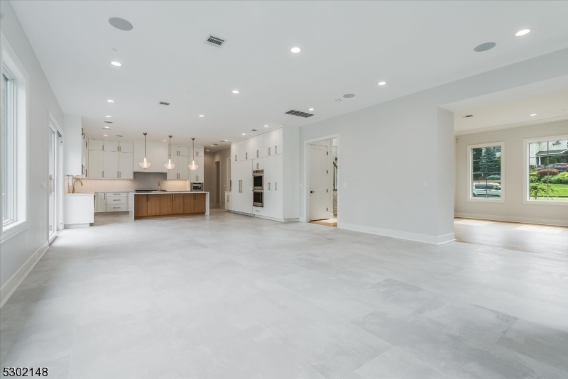 Riker Hill - Residential