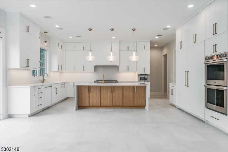 Riker Hill - Residential