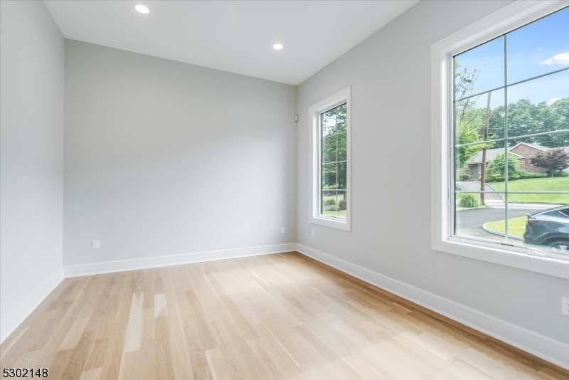 Riker Hill - Residential