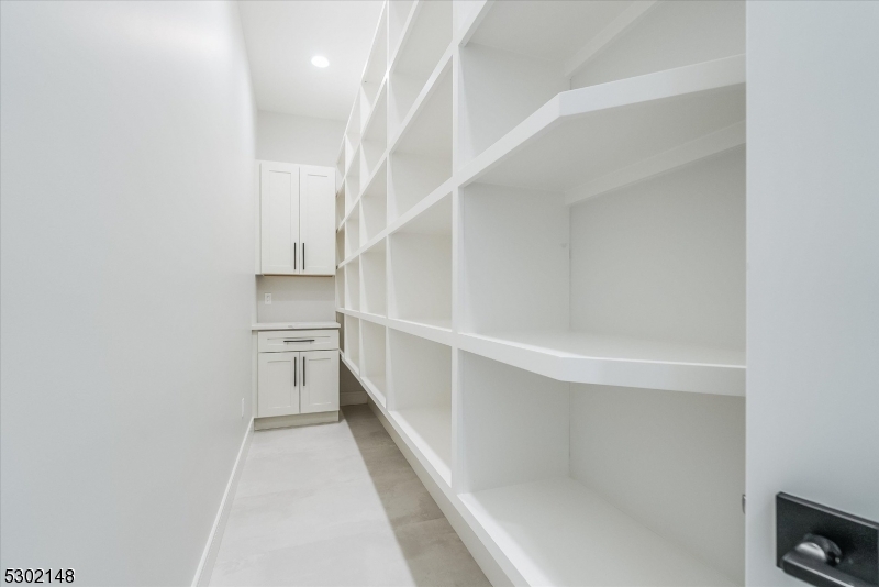 Riker Hill - Residential