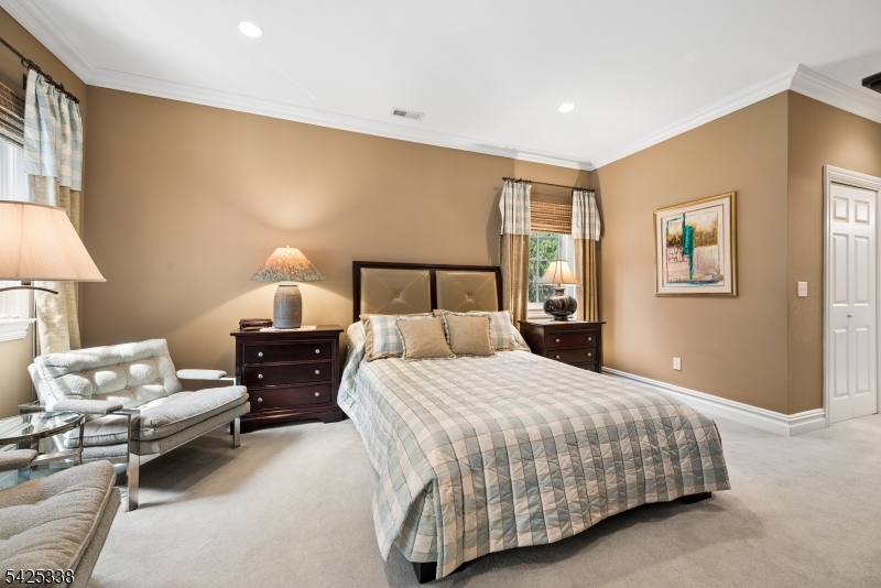 Lakeside Villas - Residential