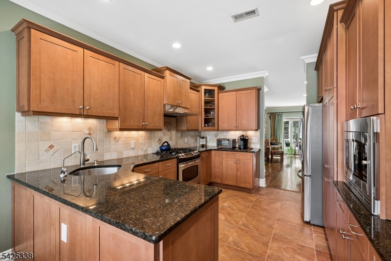 Lakeside Villas - Residential