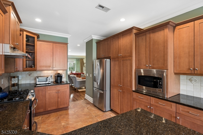 Lakeside Villas - Residential