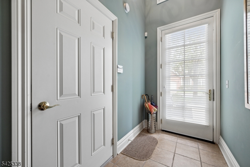 Lakeside Villas - Residential