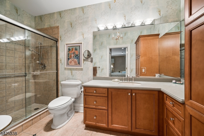 Lakeside Villas - Residential