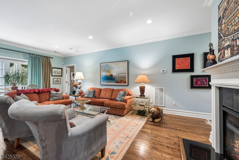 Lakeside Villas - Residential