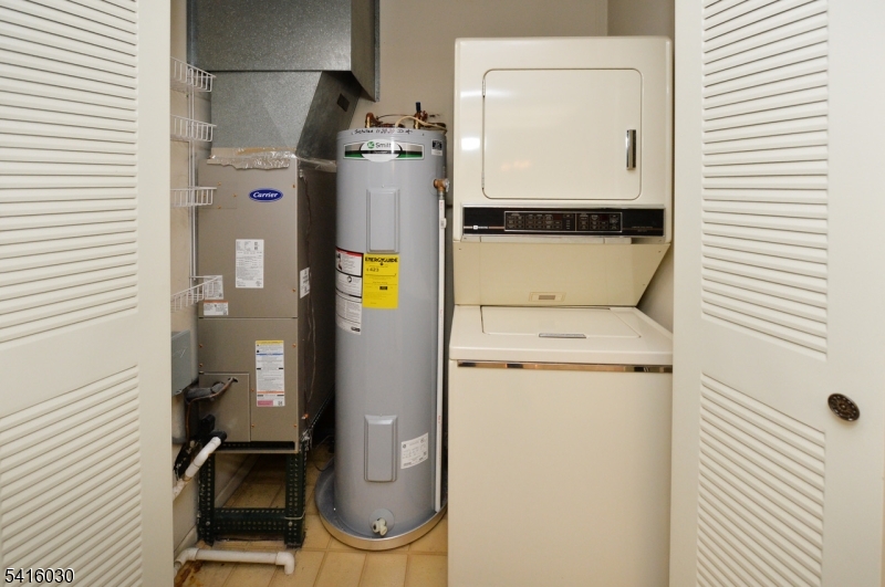 Rock Hollow Community - Residential