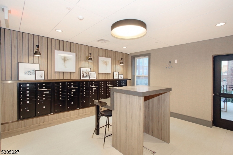 Court House - Residential Lease