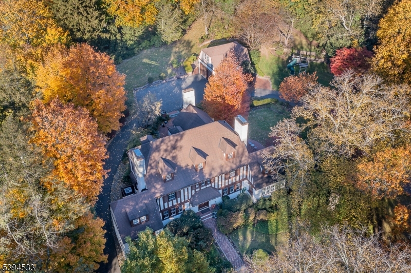 OLD SHORT HILLS - Residential