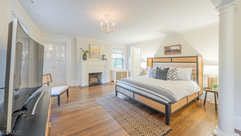 OLD SHORT HILLS - Residential