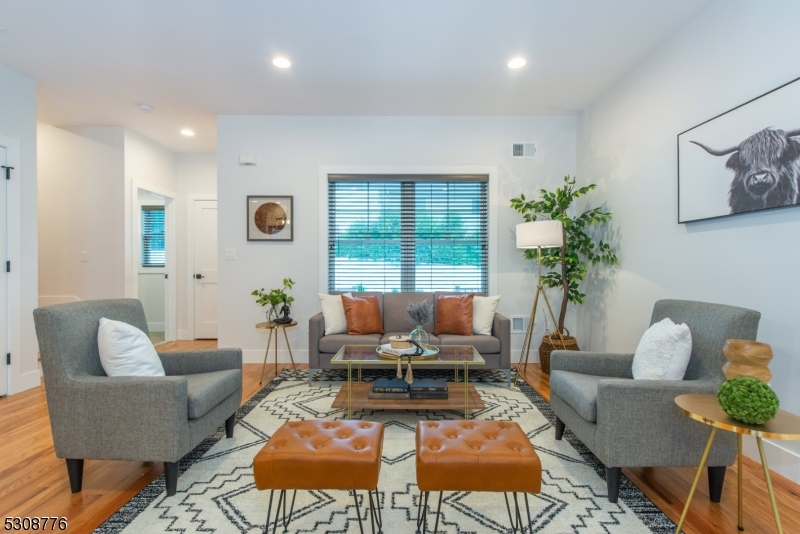 South Side - Residential Lease