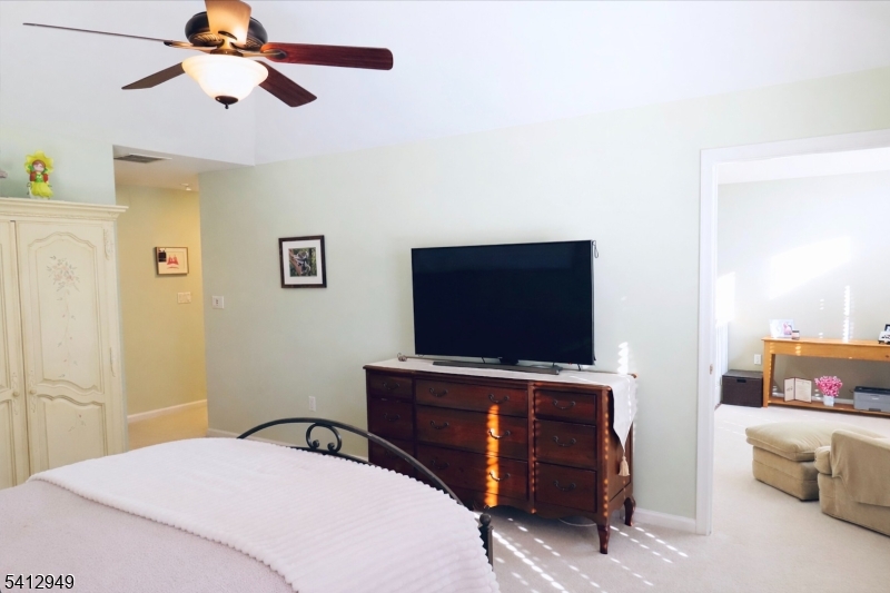 Bristol End Unit BLDG 20 - Residential