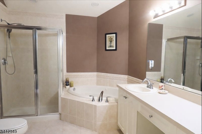 Bristol End Unit BLDG 20 - Residential