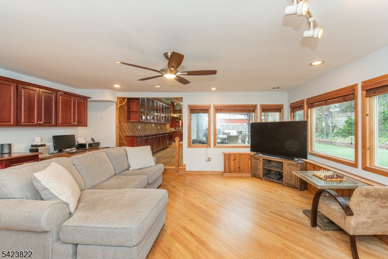 Packanck Lake - Residential