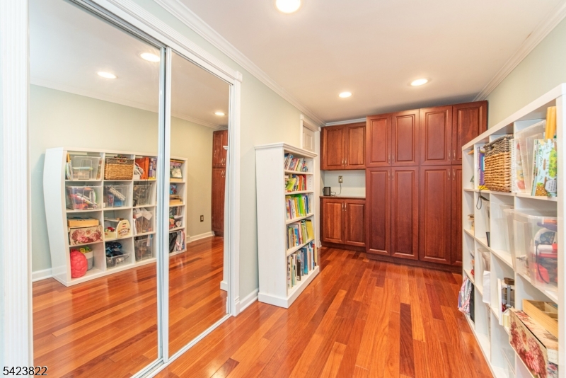 Packanck Lake - Residential