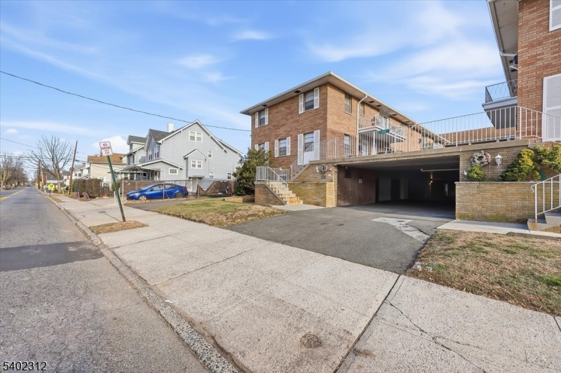 Teaneck Rd Assn. - Residential