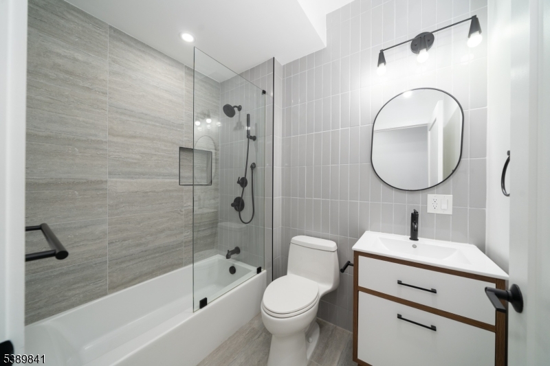 67 Virginia Avenue Condo - Residential