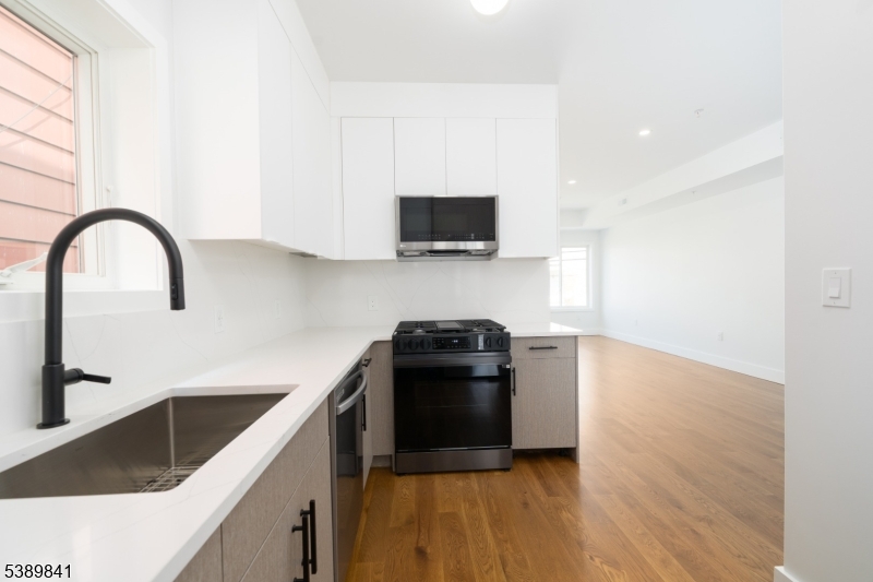 67 Virginia Avenue Condo - Residential