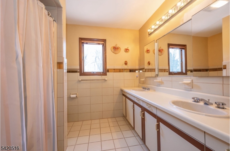 NORTH CHURCH ESTATES/ACRES - Residential