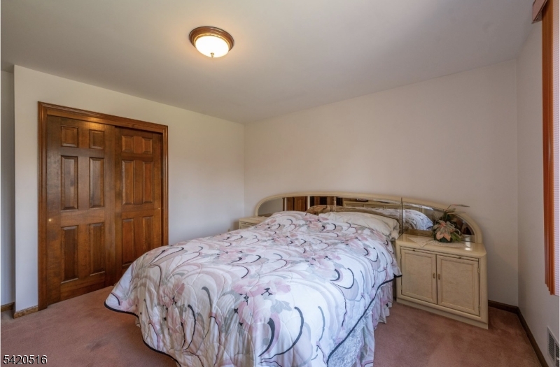 NORTH CHURCH ESTATES/ACRES - Residential