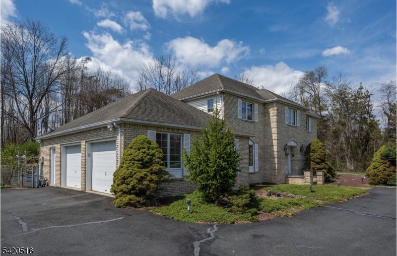 NORTH CHURCH ESTATES/ACRES - Residential