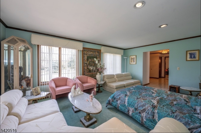 NORTH CHURCH ESTATES/ACRES - Residential