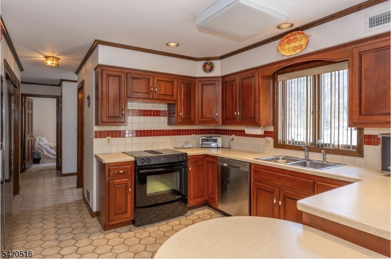 NORTH CHURCH ESTATES/ACRES - Residential
