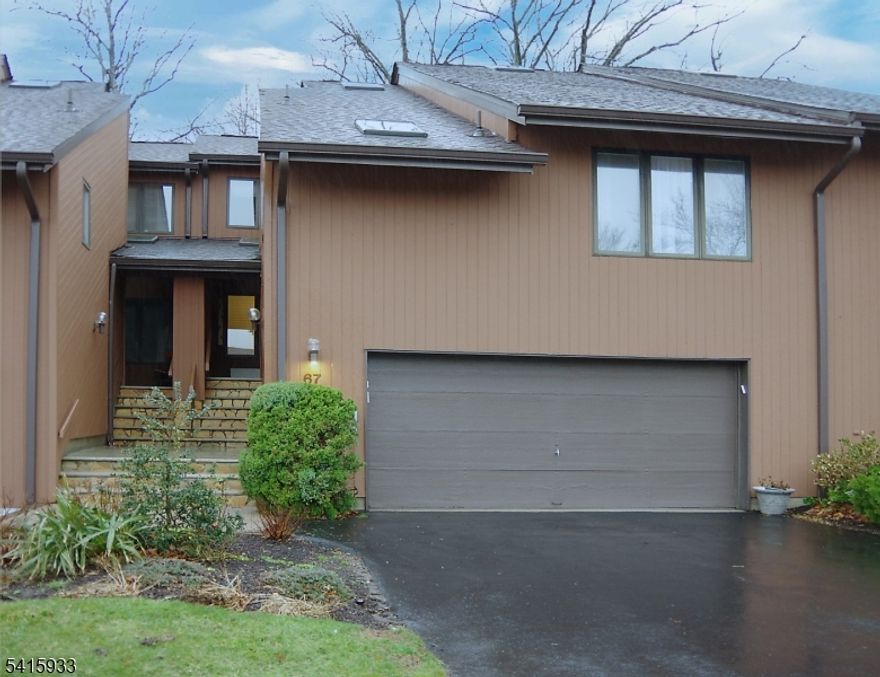 FABULOUS EVERGREEN MODEL WITH OVERSIZED 2 CAR GARAGE AND FULL FINISHED BASEMENT WITH FULL BATH/ STUNNING TILED FLOORS AT ENTRYWAY AND HARWOOD THROUGHOUT/ NEW HVAC AND WATERHEATER/ UPDATED KITCHEN APPLIANCES/ 3.1 BATHROOMS/PRIVACY BACKYARD/ FULL CLUBHOUSE WITH FITNESS CENTER/ TENNIS & PICKLEBALL COURTS/ WALK TO JITNEY FOR NYC TRANSPORTATION AND HOUSES OF WORSHIP.