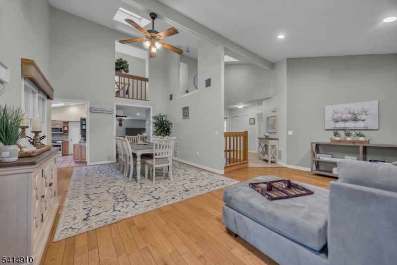 The Seasons - Residential