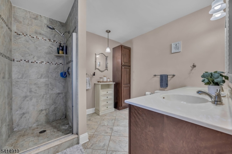 The Seasons - Residential