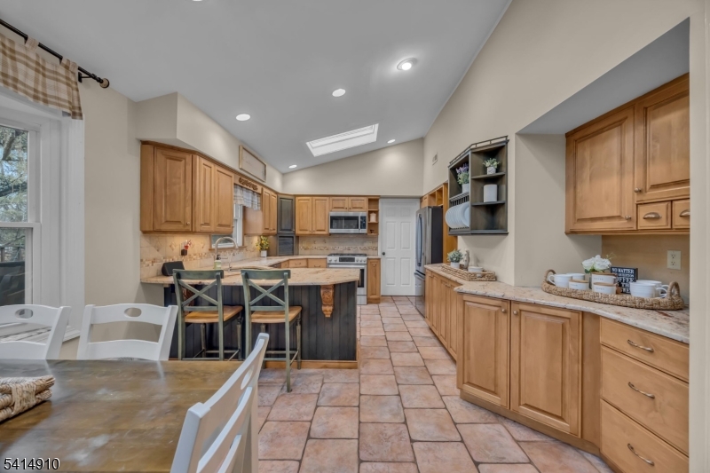 The Seasons - Residential