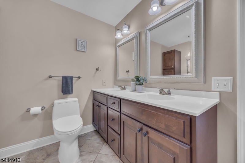 The Seasons - Residential