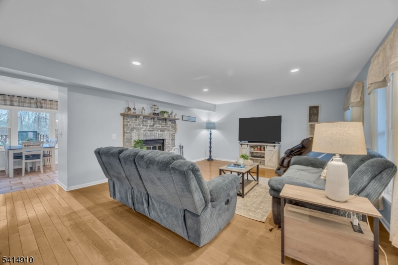 The Seasons - Residential