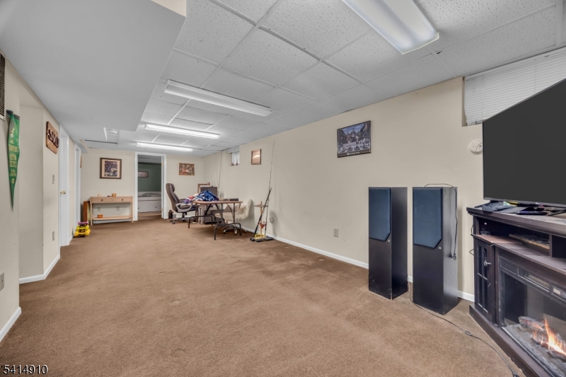 The Seasons - Residential