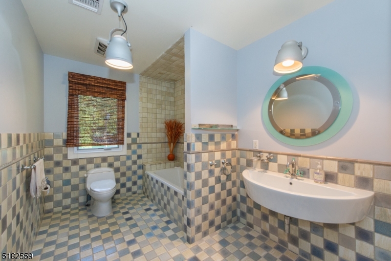 COVENTRY - Residential