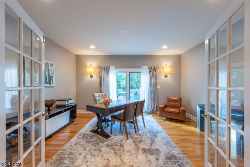 COVENTRY - Residential