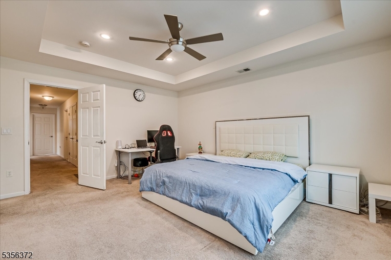 South Plainfield Boro, New Jersey 07080, United States, 3 Bedrooms Bedrooms, ,3 BathroomsBathrooms,Residential,Active,129693