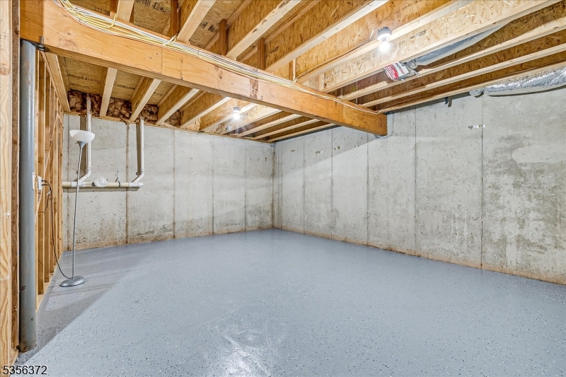 South Plainfield Boro, New Jersey 07080, United States, 3 Bedrooms Bedrooms, ,3 BathroomsBathrooms,Residential,Active,129693