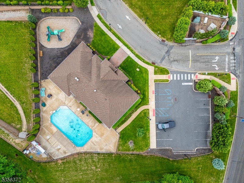 South Plainfield Boro, New Jersey 07080, United States, 3 Bedrooms Bedrooms, ,3 BathroomsBathrooms,Residential,Active,129693