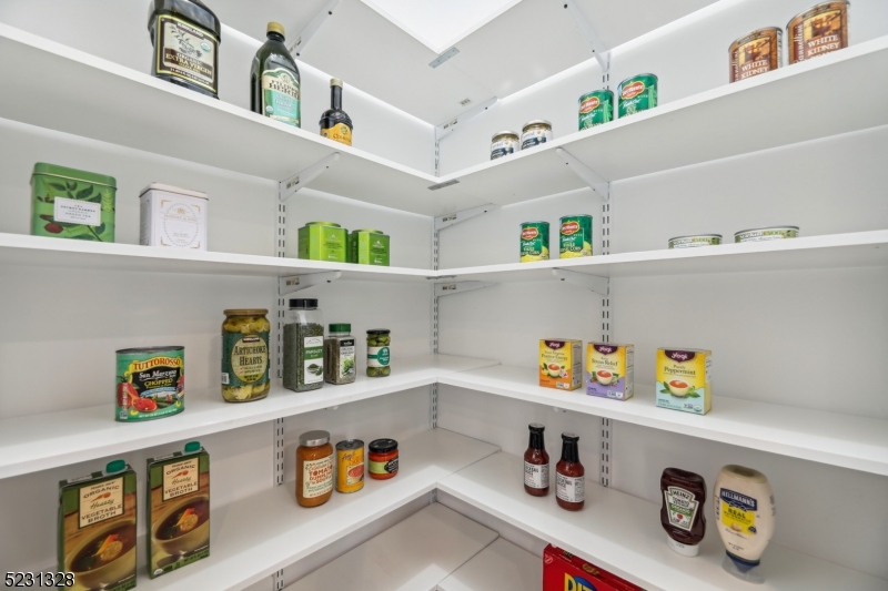 Upper Wyoming - Residential