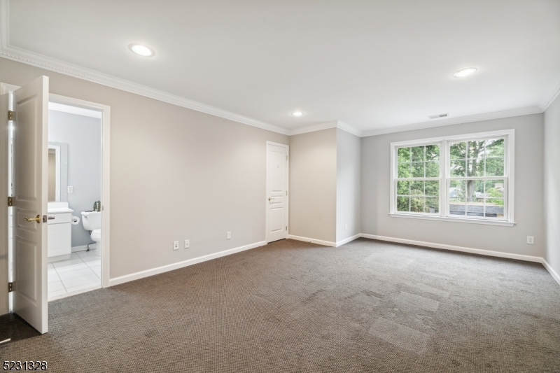 Upper Wyoming - Residential