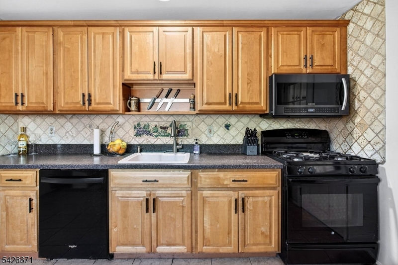 Laurel Park - Residential