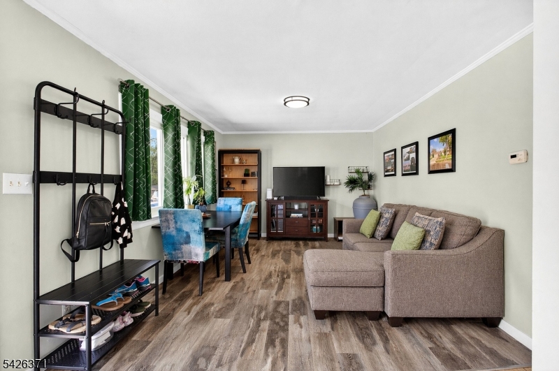 Laurel Park - Residential
