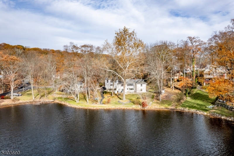 Fayson Lakes- Lakefront - Residential