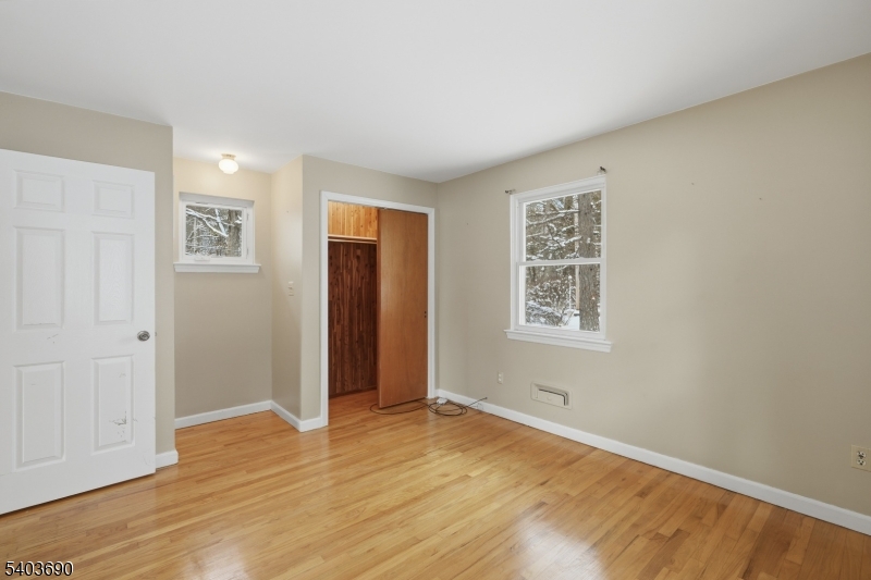 Fayson Lakes- Lakefront - Residential