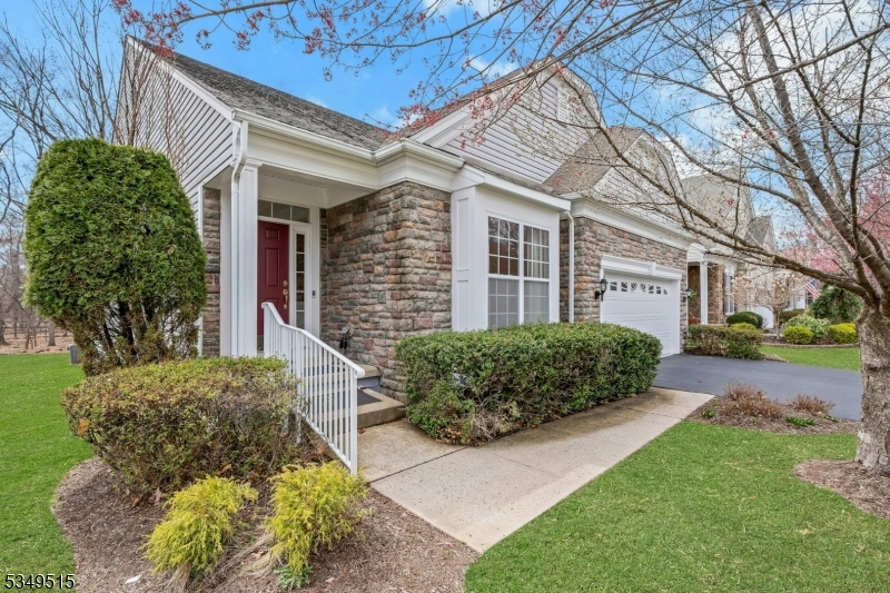 297 BLAIRSDEN COURT