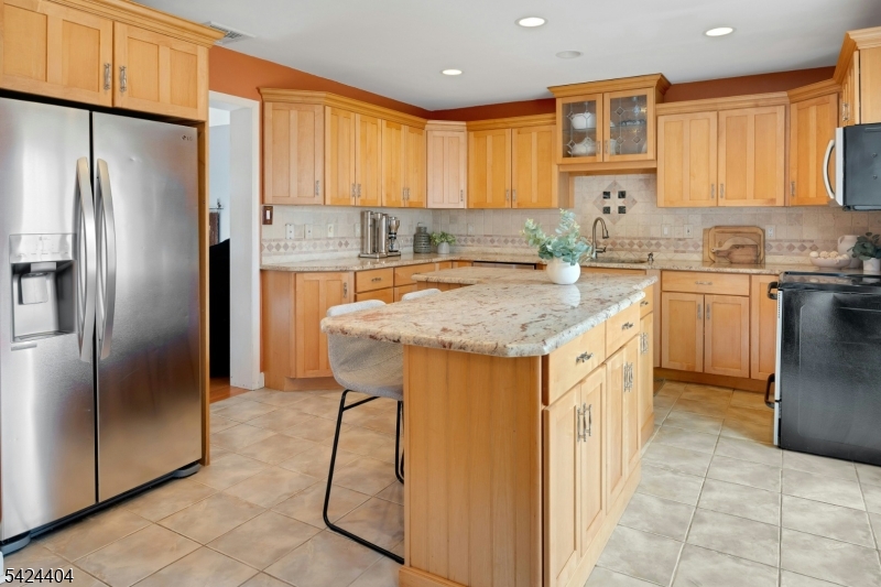 LAKE MOHAWK - Residential